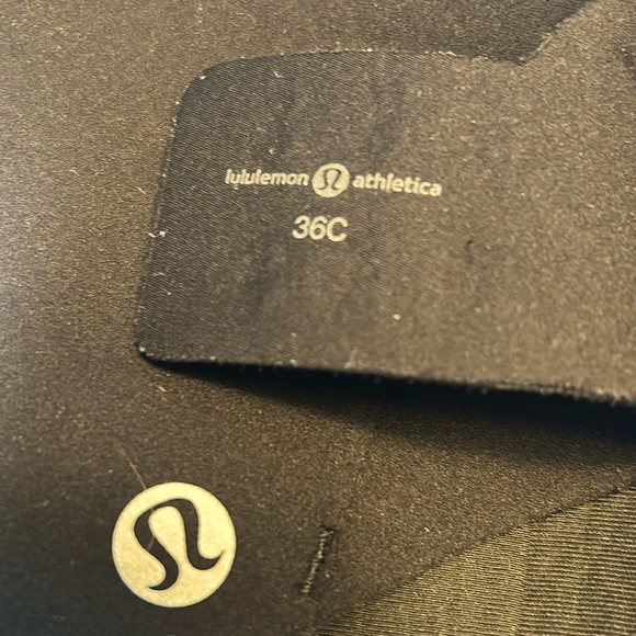 New Lululemon Black Sports Bra with Support Code Technology - Picture 4 of 4